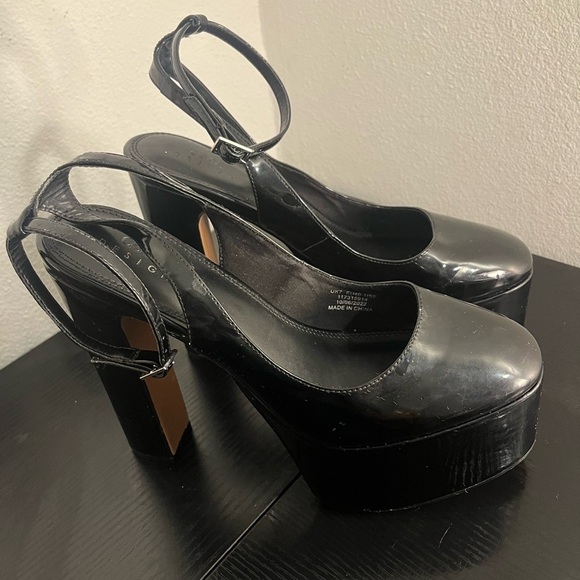 ASOS Black Platform Patent Leather Heels 👠 - Picture 5 of 5